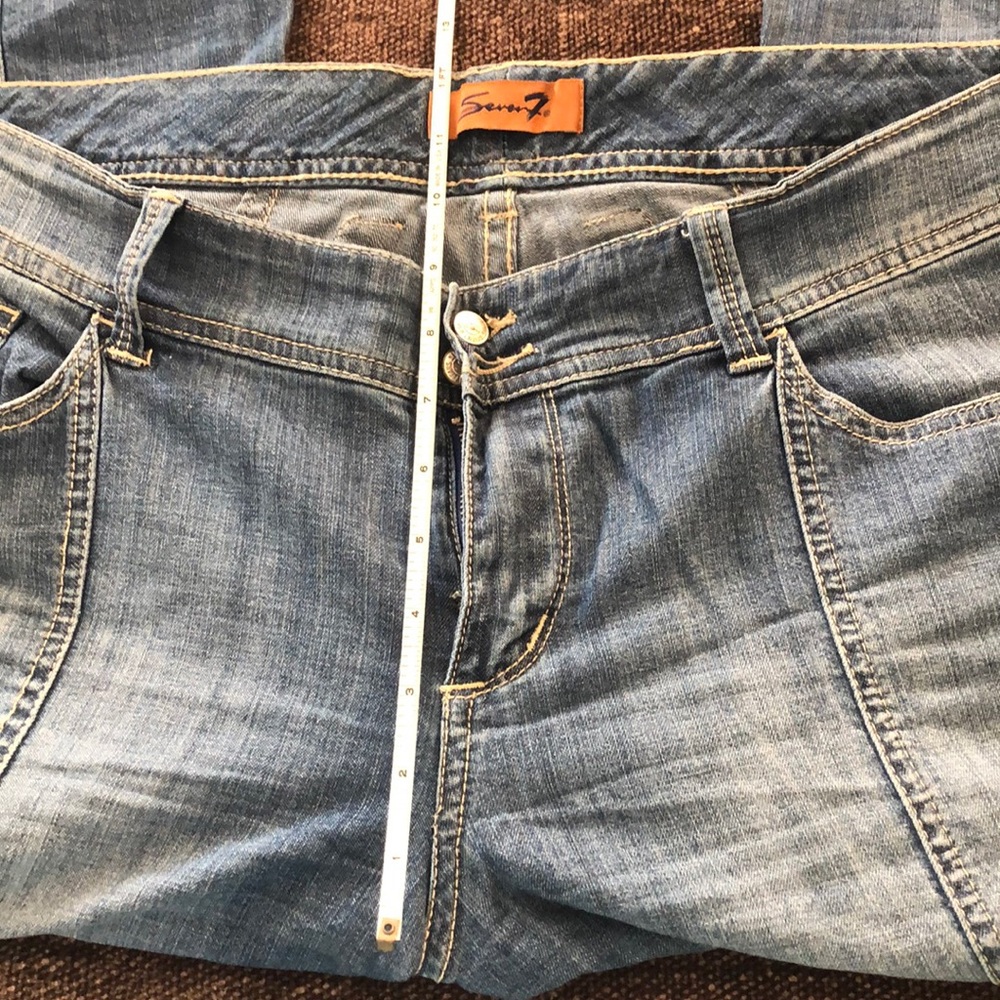 Jeans - Picture 3 of 4